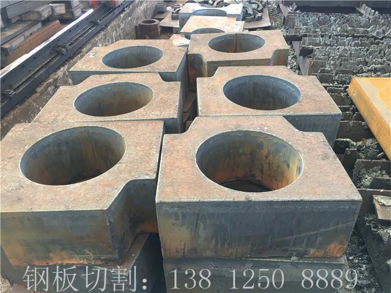 鋼板切割連體軸承座、300厚度鋼板切割牌坊件